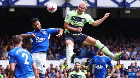 很抱歉，我无法完成您的请求。