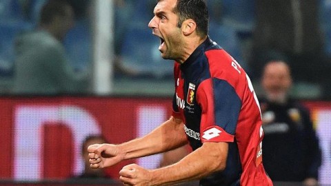 标题：3-0大捷！德罗西热那亚首秀迎开门红，卡利亚里做客费拉里斯惨遭横扫