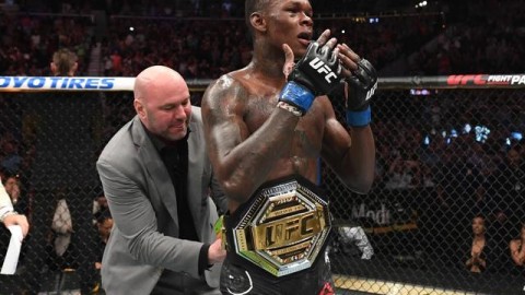 “骨头”大魔王收割记：琼斯断头台绞晕龙太，宣告十年王朝正式开启