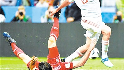 绿茵空翻者：盘点2026赛季足坛那些把激情“翻”到极致的球星