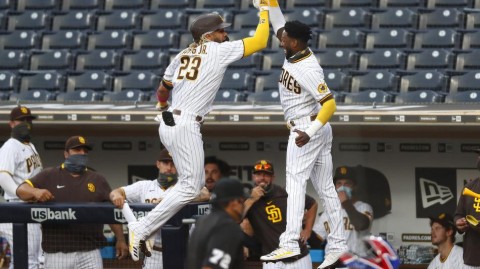 MLB美西火并八月天 教士主场力挡游骑兵复仇