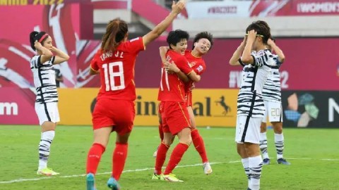 标题：雨战水原！东亚杯中日女足0-0握手言和，中国女足不败收官仍无缘冠军